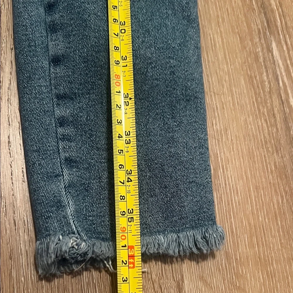 We The Free Size 28 Skinny Blue Jeans